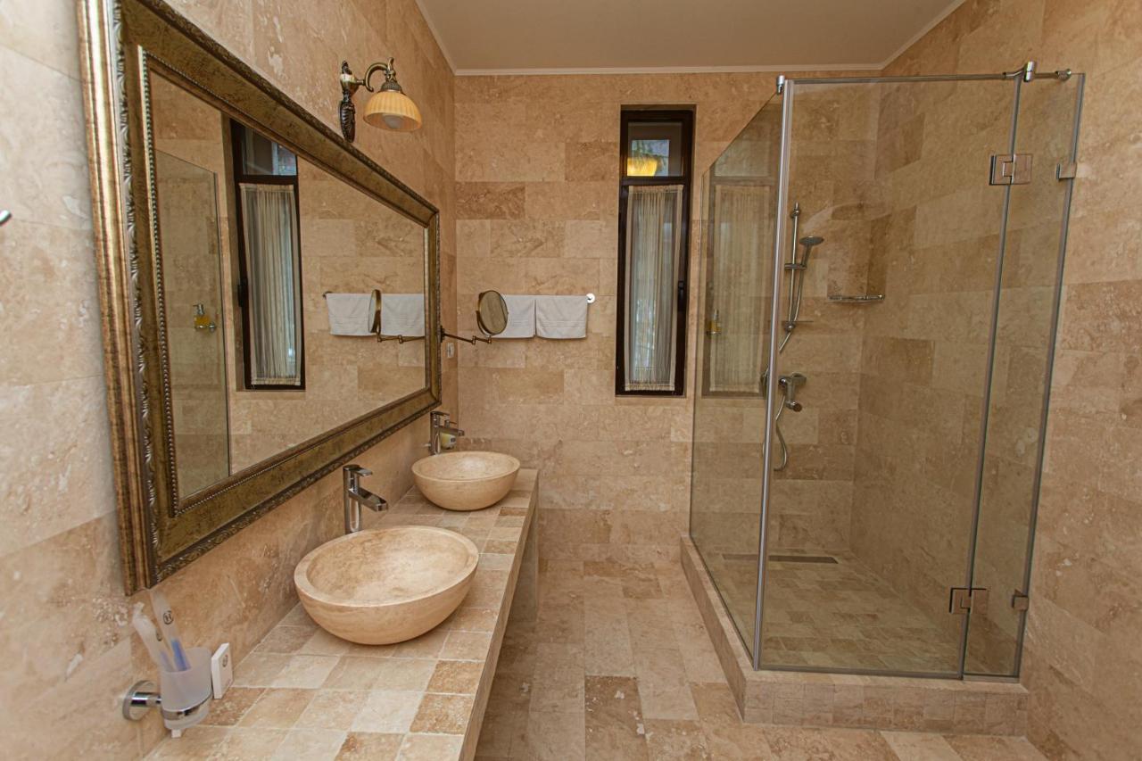 Bed and Breakfast Vila Imperial Сіная Екстер'єр фото